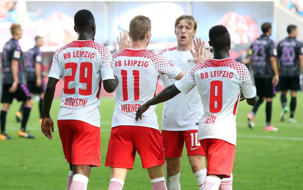 两支队伍的 两支队伍的