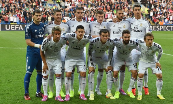 许多人陷入 许多人陷入