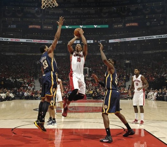 场上飞翔 场上飞翔