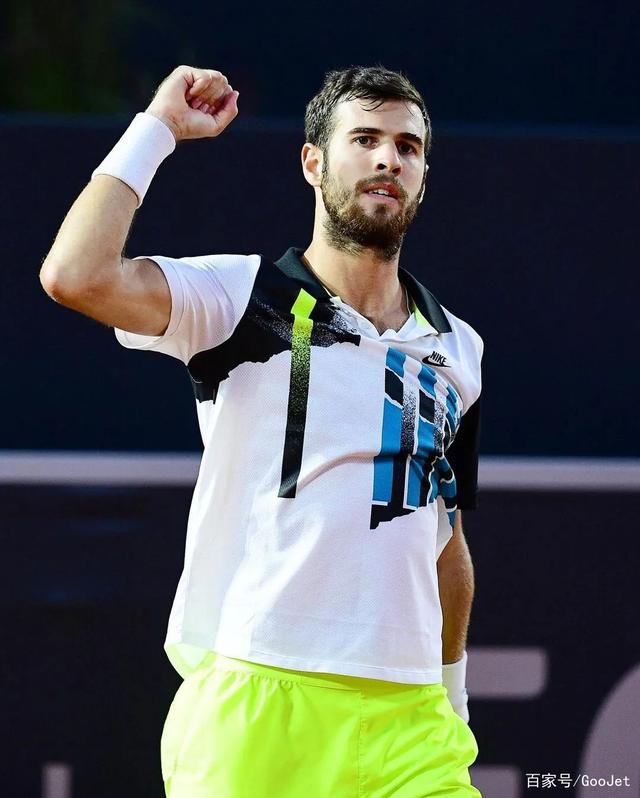 更多的人通 更多的人通